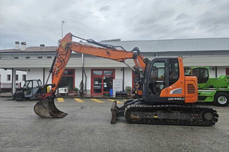 OmecoHub - Immagine DOOSAN DX140LCR-5